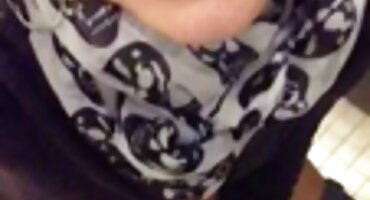 sex nga tự quay Một người bạn của cặp vợ chồng coi phim sex cấp 3 đã cho người hàng xóm blo.