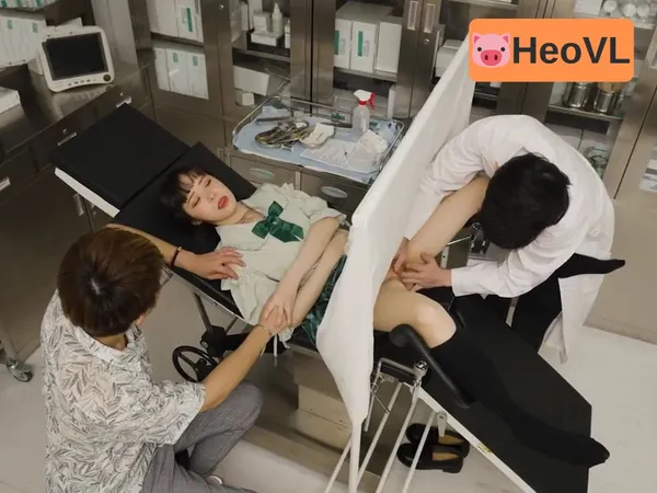 nana sex Gặp bác sĩ nam biến thái khi cho vợ đi khám phụ khoa